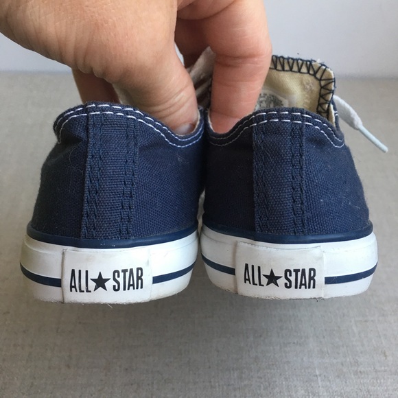 Converse Unisex US 9 Navy Blue Lace-Up Sneakers - Picture 3 of 8